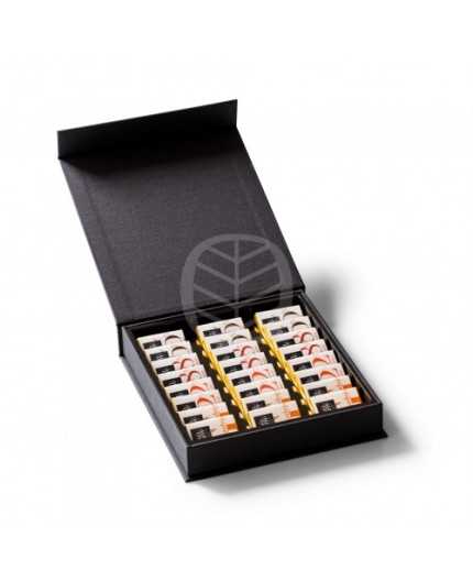 Coffret personnalisé - 24 chocolats - Fourreau personnalisé et dorure à chaud